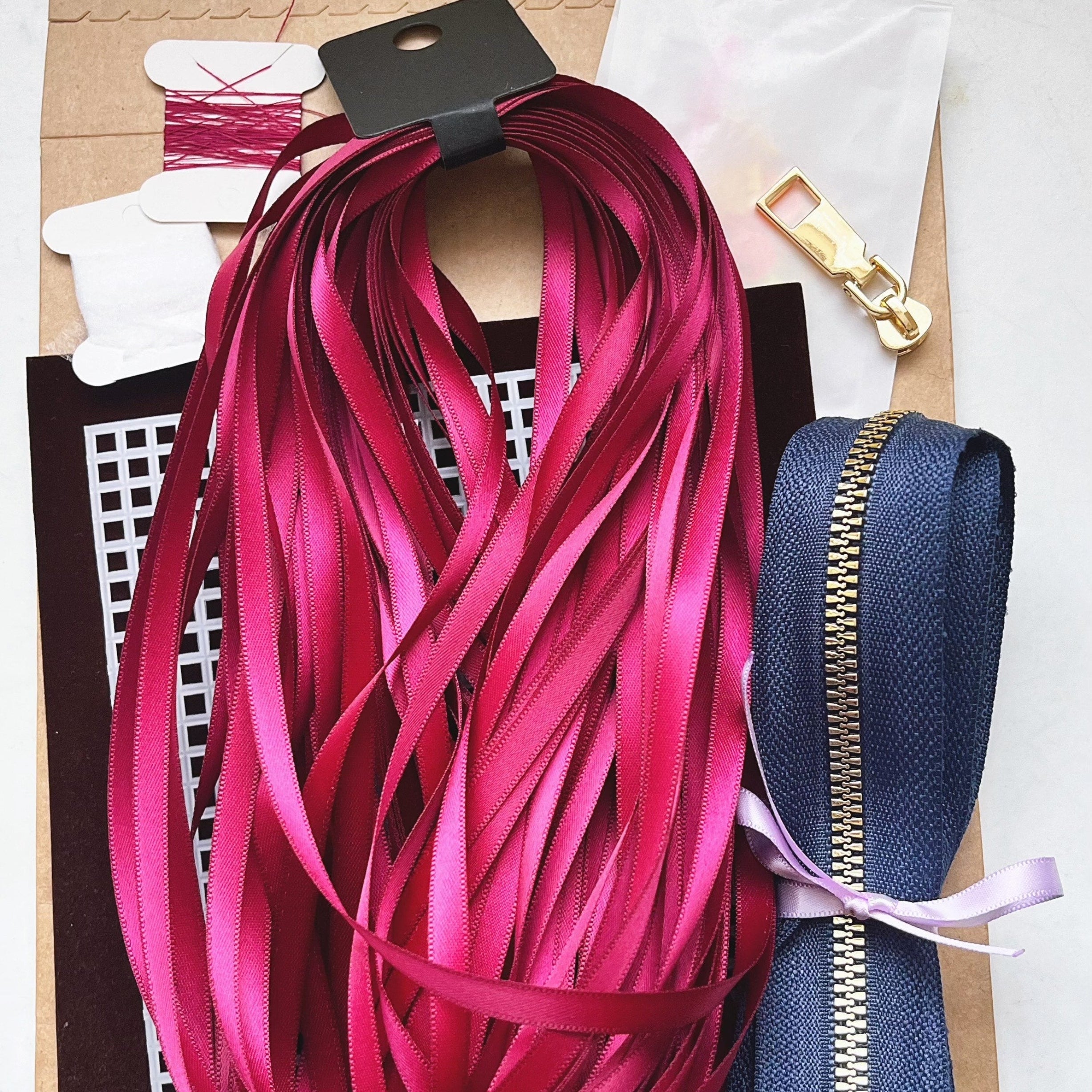 (Kit) Vega Bloom Purse Kit - Noir Rose