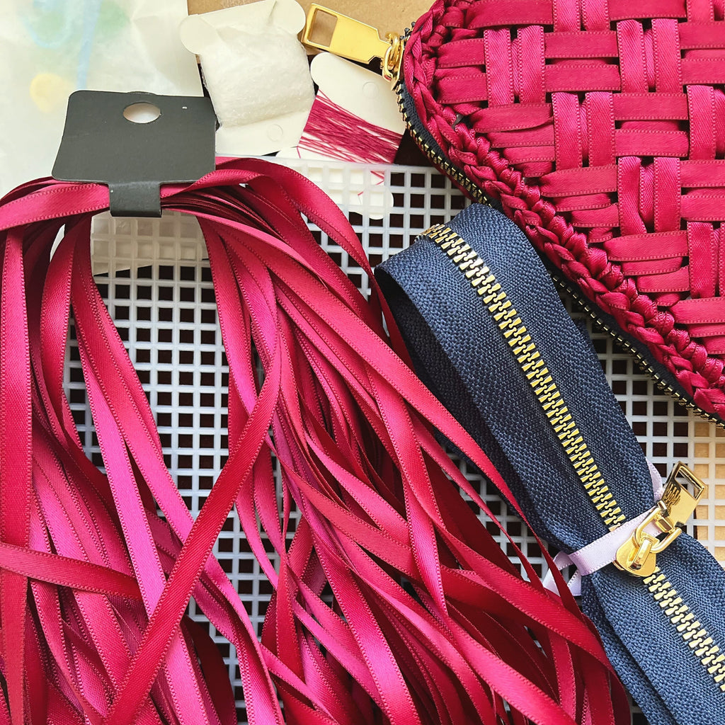 (Kit) Vega Bloom Purse Kit - Noir Rose